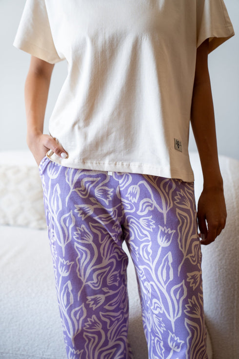 Women summer pajama set Creamy T-shirt + Mauve Flowers Pants